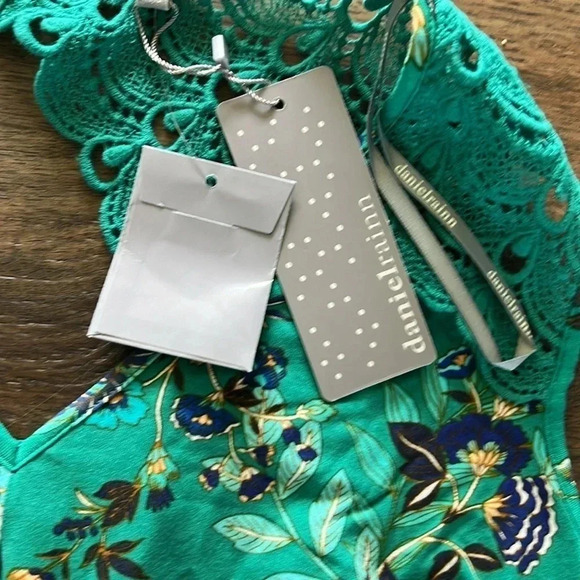 NWT Daniel Rainn Floral Lace Sleeveless Tank Green Size 2X - Picture 7 of 8